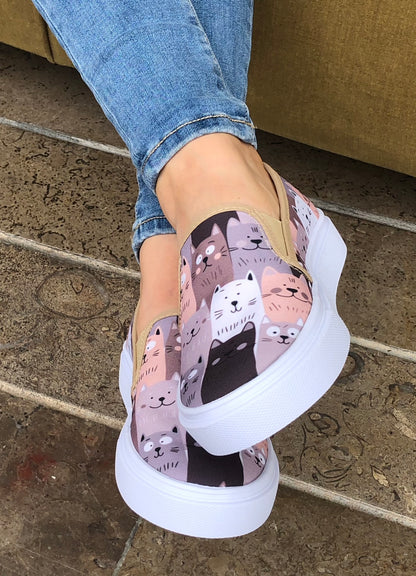 Tenis Slip On para mujer Martin gatos estampado