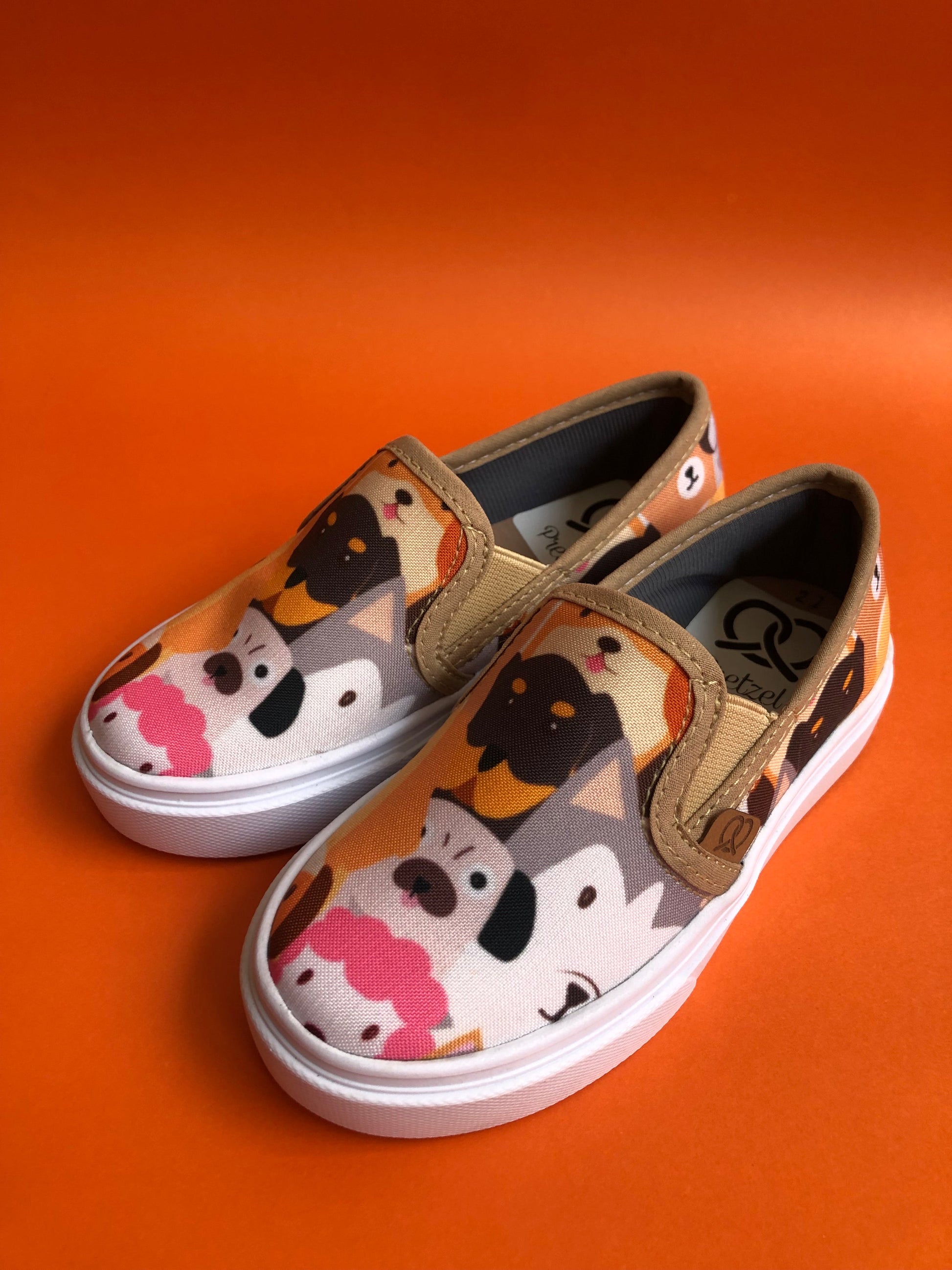 Tenis Slip On para niños Dali estampado